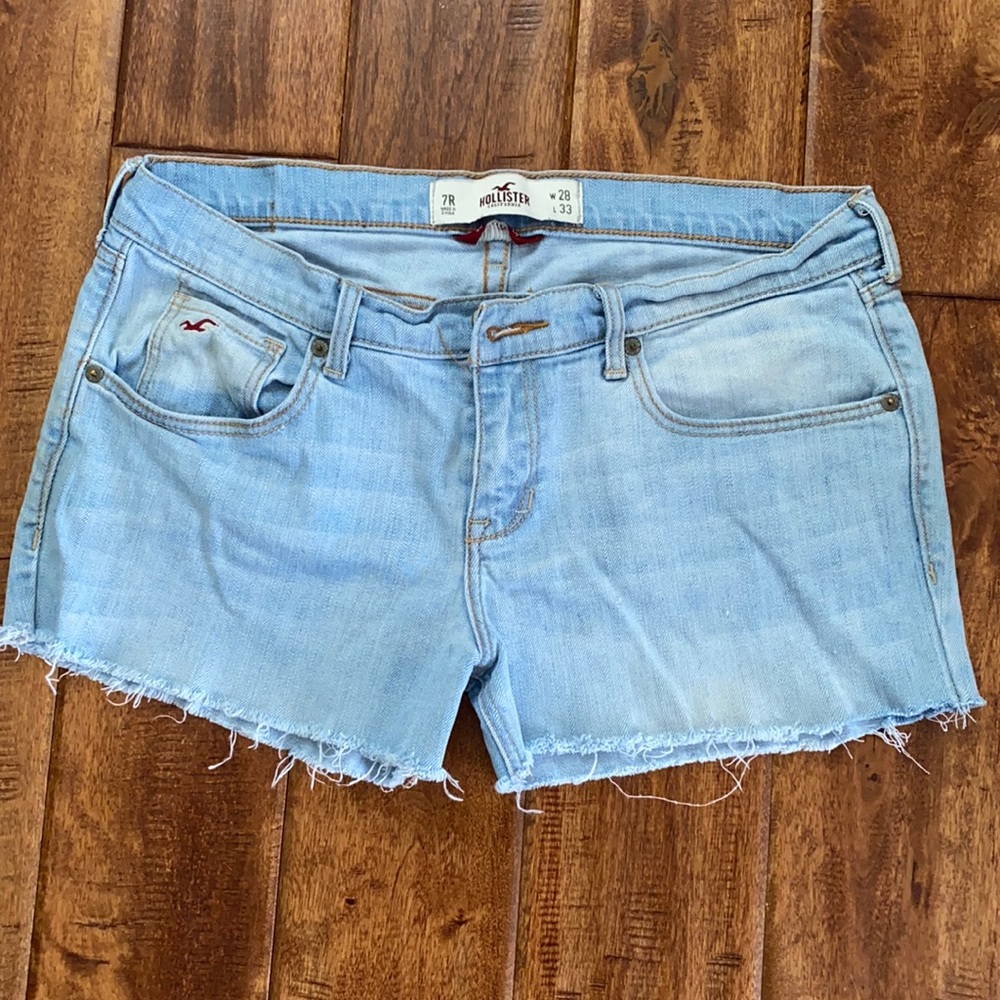 Hollister shorts size 7 cutoffs